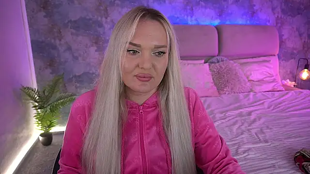 MissyMartinez online show from 10.03.25