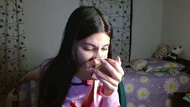 mia  lopez  online show from 03.04.25