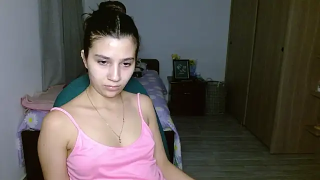 mia  lopez  online show from 09.12.25