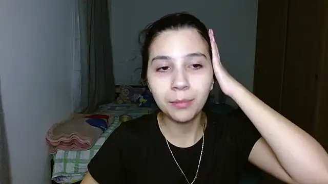 mia  lopez  online show from 09.20.25