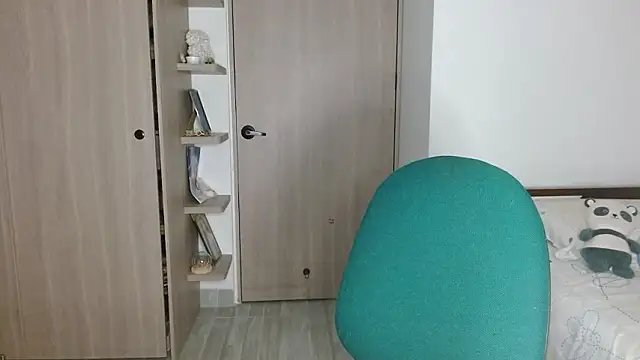 mia  lopez  online show from 03.30.26