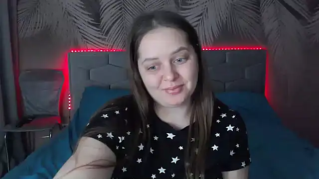 Snapshot of uliastar chatting on 02.15.25 uliastar online show from 02.15.25