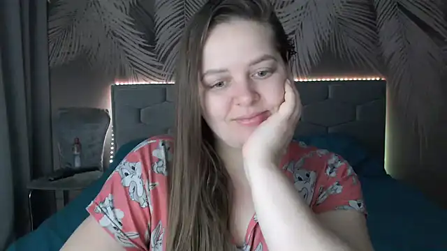 Snapshot of uliastar chatting on 02.18.25 uliastar online show from 02.18.25