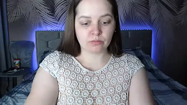 Snapshot of uliastar chatting on 03.04.25 uliastar online show from 03.04.25