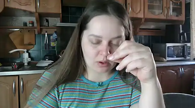 Snapshot of uliastar chatting on 03.08.25 uliastar online show from 03.08.25