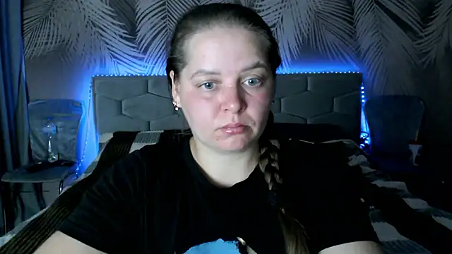 Snapshot of uliastar chatting on 09.16.25 uliastar online show from 09.16.25