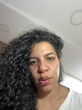 Snapshot of gatubelahot chatting on 02.24.25 gatubelahot online show from 02.24.25