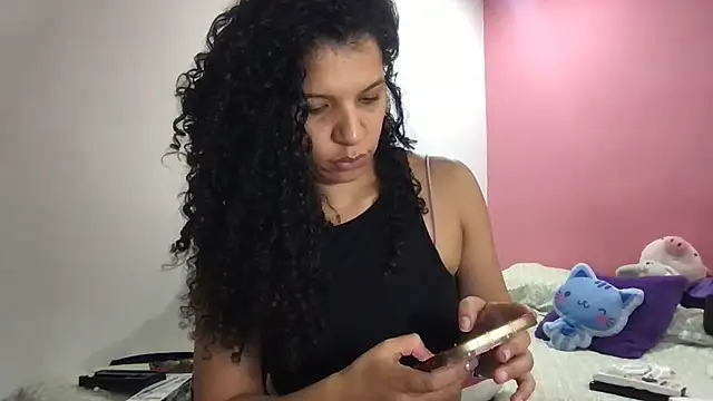 Snapshot of gatubelahot chatting on 02.27.25 gatubelahot online show from 02.27.25