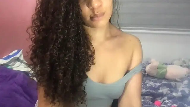 Snapshot of gatubelahot chatting on 09.30.25 gatubelahot online show from 09.30.25