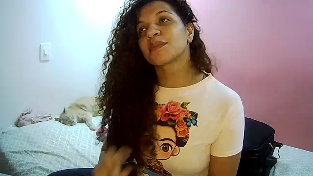 Snapshot of gatubelahot chatting on 01.15.26 gatubelahot online show from 01.15.26