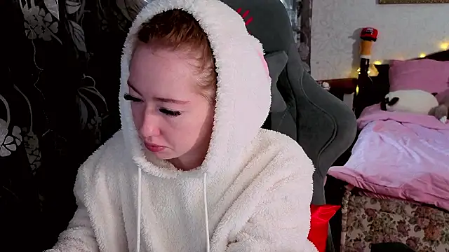 TinaBrook online show from 02.12.26