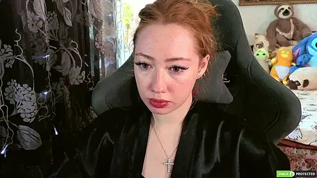 TinaBrook online show from 04.06.26