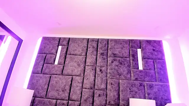 Petit-Rosse online show from 01.23.25