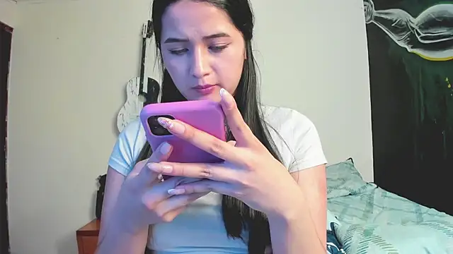 Hott Hanna online show from 03.14.25