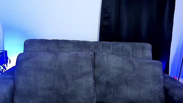 Stormi Canniggia online show from 03.19.25