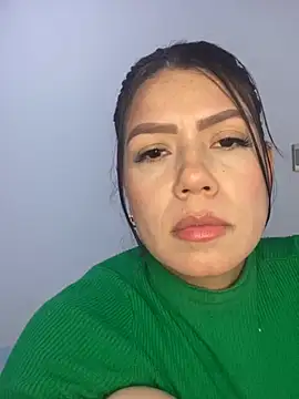 martina contreras online show from 12.28.24