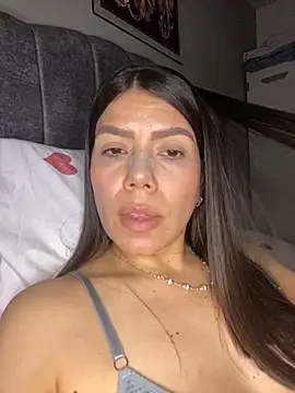 martina contreras online show from 04.10.26