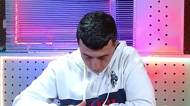 Snapshot of Darko0717 chatting on 02.28.26 Darko0717 online show from 02.28.26