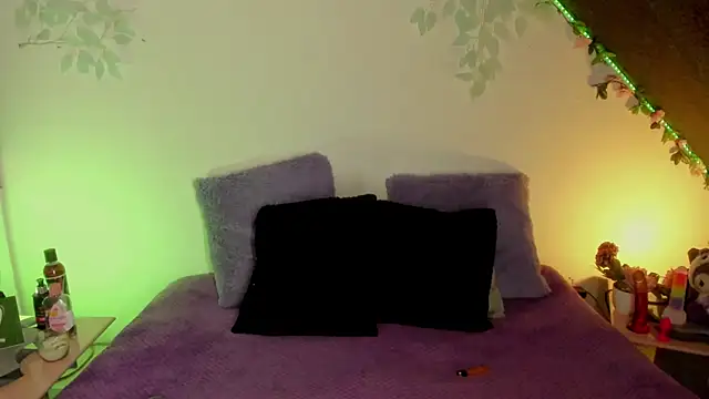 Cata green online show from 01.23.25