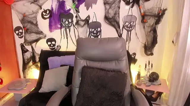 Cata green online show from 10.16.25