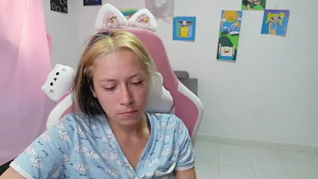 MommyMiaWs online show from 02.12.26