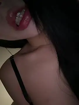 Snapshot of Serena-AU chatting on 02.04.26 Serena-AU online show from 02.04.26