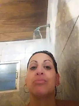 estefyzapata online show from 04.27.26