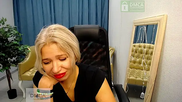 Dear Eva1 online show from 11.23.25