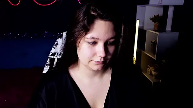 Snapshot of DjennaPalme chatting on 01.05.25 DjennaPalme online show from 01.05.25