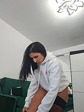 XeniaBlu online show from 02.17.25