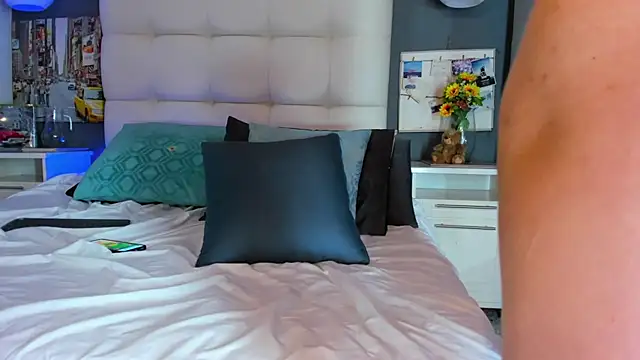 cinthya walker1 online show from 02.12.25