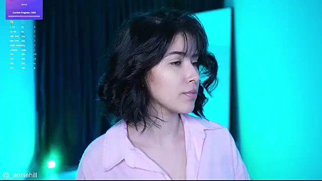 anniehillofficial online show from 03.05.25