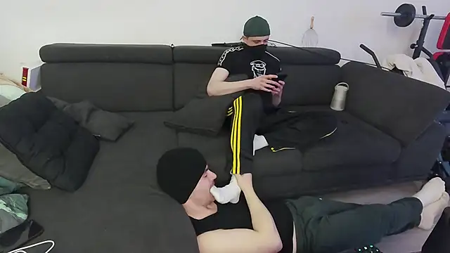 Snapshot of FunBoyPassiv chatting on 03.07.26 FunBoyPassiv online show from 03.07.26