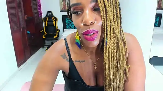 Snapshot of TAYLORR778 chatting on 01.16.25 TAYLORR778 online show from 01.16.25