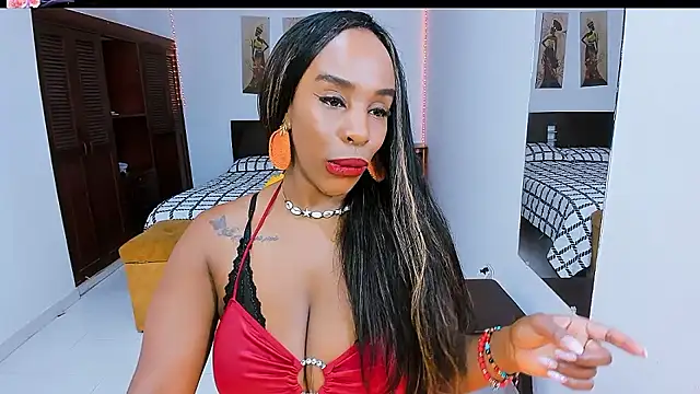 Snapshot of TAYLORR778 chatting on 10.21.25 TAYLORR778 online show from 10.21.25