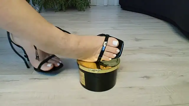 ASSYA online show from 01.07.26