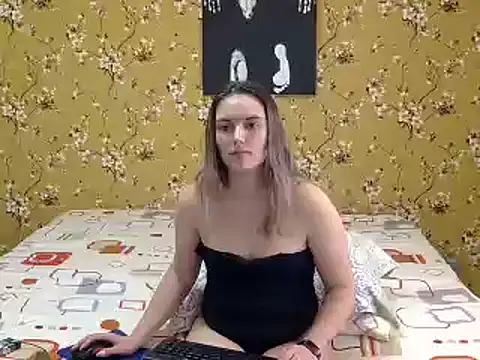 Snapshot of Karlabby chatting on 02.21.25 Karlabby online show from 02.21.25