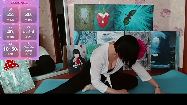 Snapshot of secret_library chatting on 03.05.25 secret library online show from 03.05.25