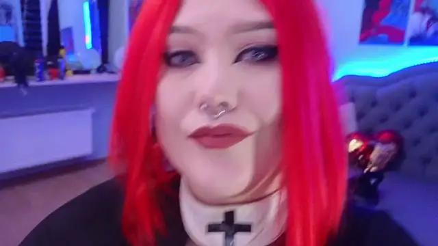 Snapshot of wickedxqueen chatting on 12.13.24 wickedxqueen online show from 12.13.24