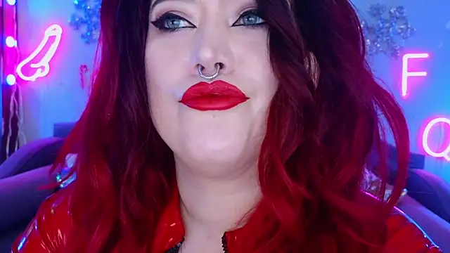 Snapshot of wickedxqueen chatting on 12.29.24 wickedxqueen online show from 12.29.24