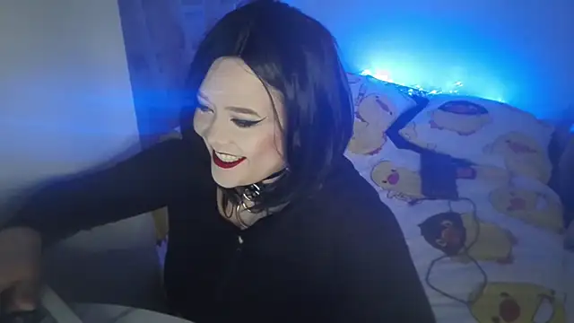 Snapshot of wickedxqueen chatting on 09.22.25 wickedxqueen online show from 09.22.25