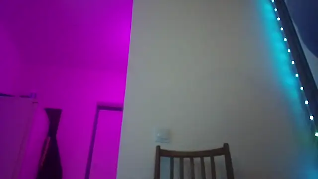 Snapshot of wickedxqueen chatting on 10.20.25 wickedxqueen online show from 10.20.25