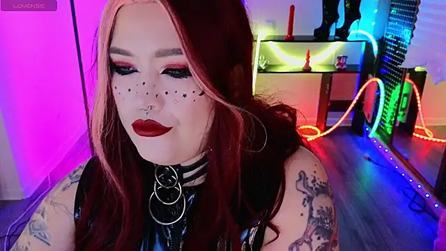 wickedxqueen online show from 06.14.26