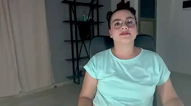 maela1 online show from 12.20.24