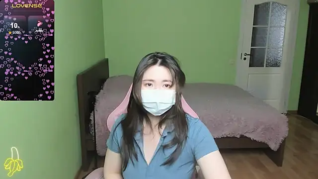 Snapshot of kimchi_03 chatting on 03.16.25 kimchi 03 online show from 03.16.25