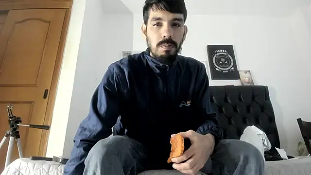 JohanyLatino online show from 01.26.25