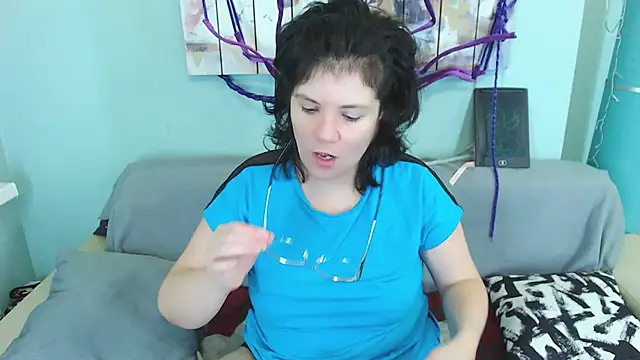 EverlyRays online show from 12.27.24