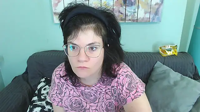 EverlyRays online show from 01.11.25