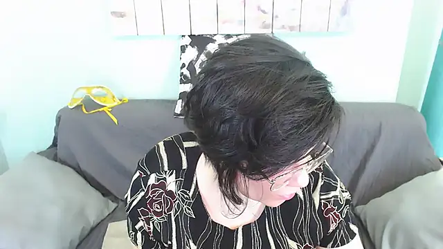 EverlyRays online show from 03.05.25