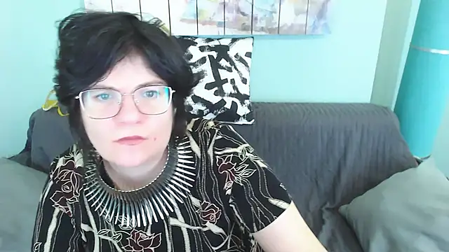 EverlyRays online show from 03.06.25